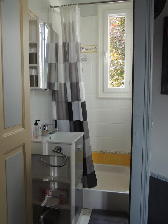 Loire, Chateaux, Et Vignes Onzain Habitación foto